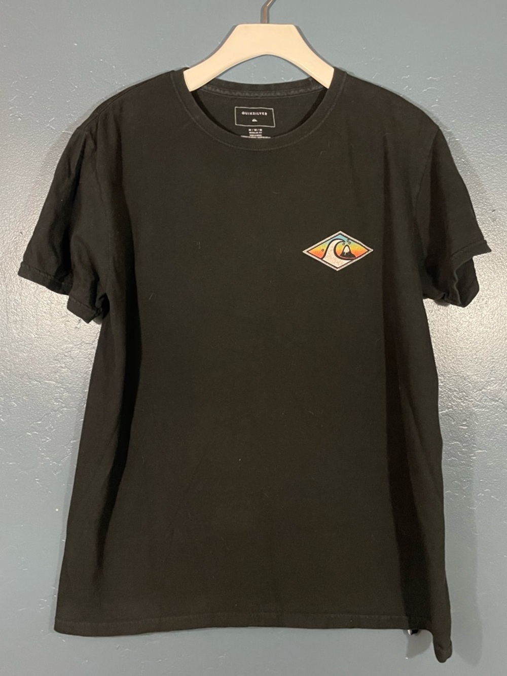 Quiksilver Men’s Black Regular Fit Graphic Print Short Sleeve Tee